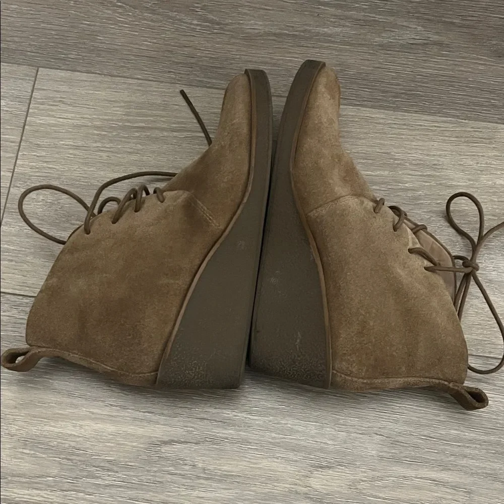 AEROSOLES Women's Tan Suede Ankle Booties